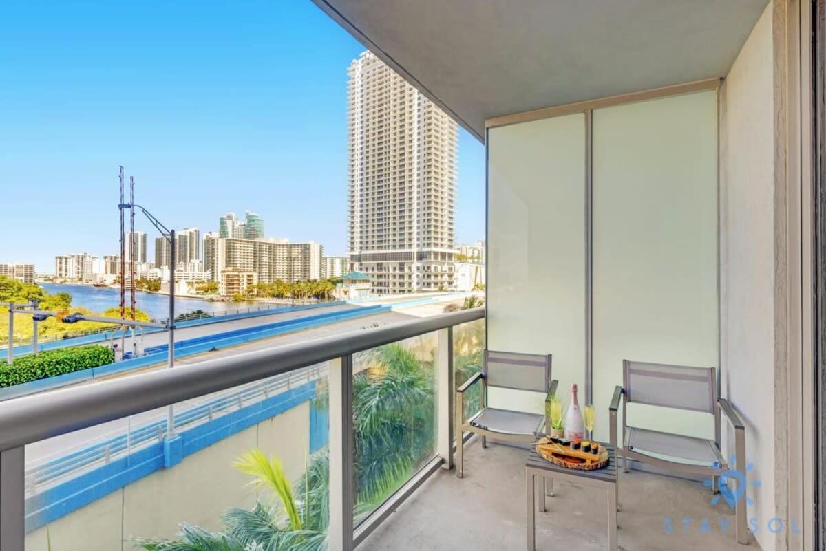 Balcony - Pool - Near Beach - Gym 할렌데일비치 외부 사진